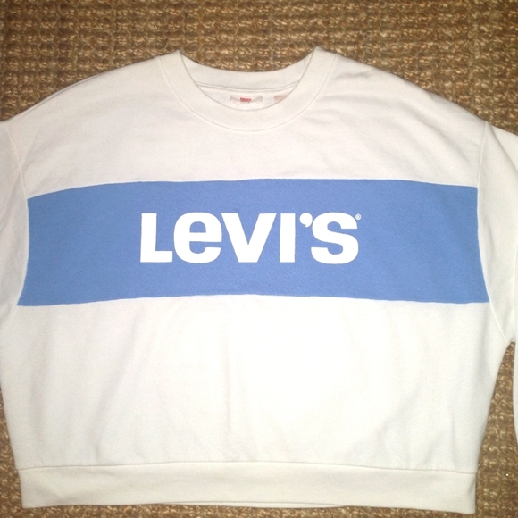Levi's Cropped Sweatshirt - Picture 2 of 5